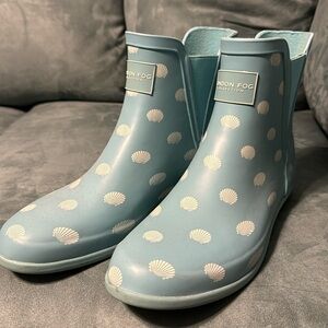 MC-11 London Fog Shell Rainboots